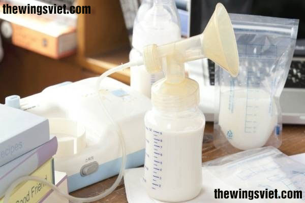 dụng cụ hút sữa bẩn cũng là nguyên nhân sữa mẹ hỏng