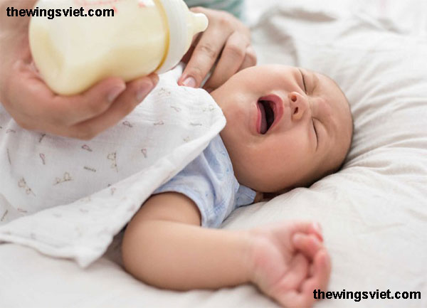 nguyên nhân bé không chịu bú bình