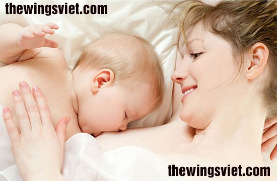 Tiếp xúc da với da giúp tăng lượng sữa Tiếp xúc da với da giúp tăng lượng sữa