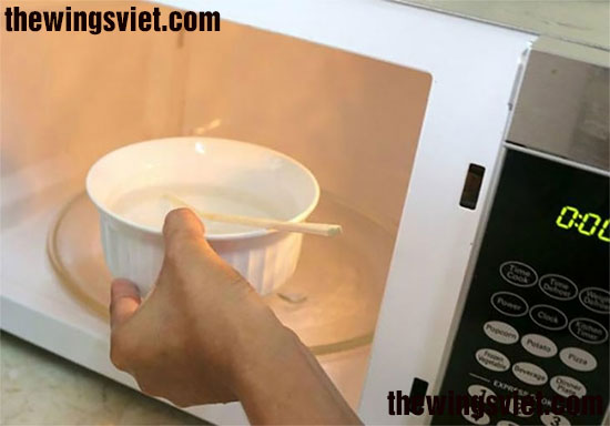 lưu ý không hâm sữa bằng lò vi sóng lưu ý không hâm sữa bằng lò vi sóng