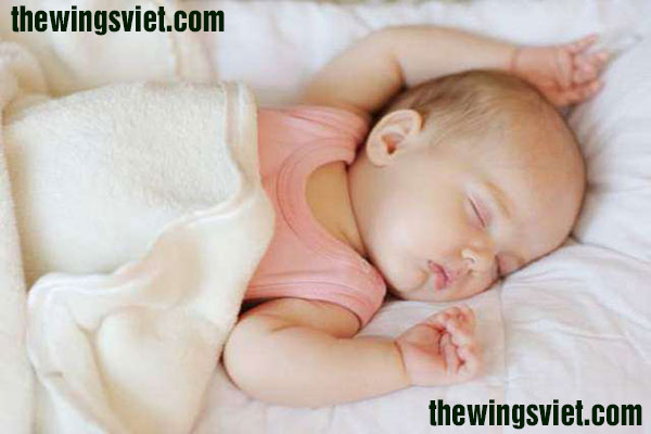 trẻ ngủ không sâu giấc trẻ ngủ không sâu giấc